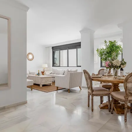 Apartamento 02 Bdr Cádiz 208