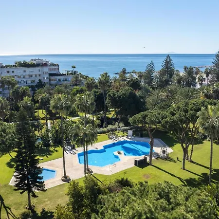 02 Bdr Cádiz 208 * Marbella