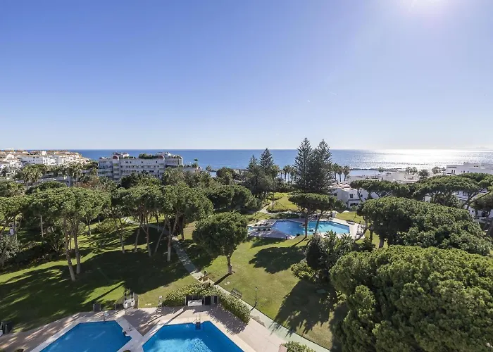 02 Bdr Cadiz 208 Lägenhet Marbella